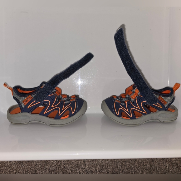 OshKosh: Baby Boy's Martin Sandal, Size: 4, Navy & Orange, Excellent condition - Picture 8 of 16